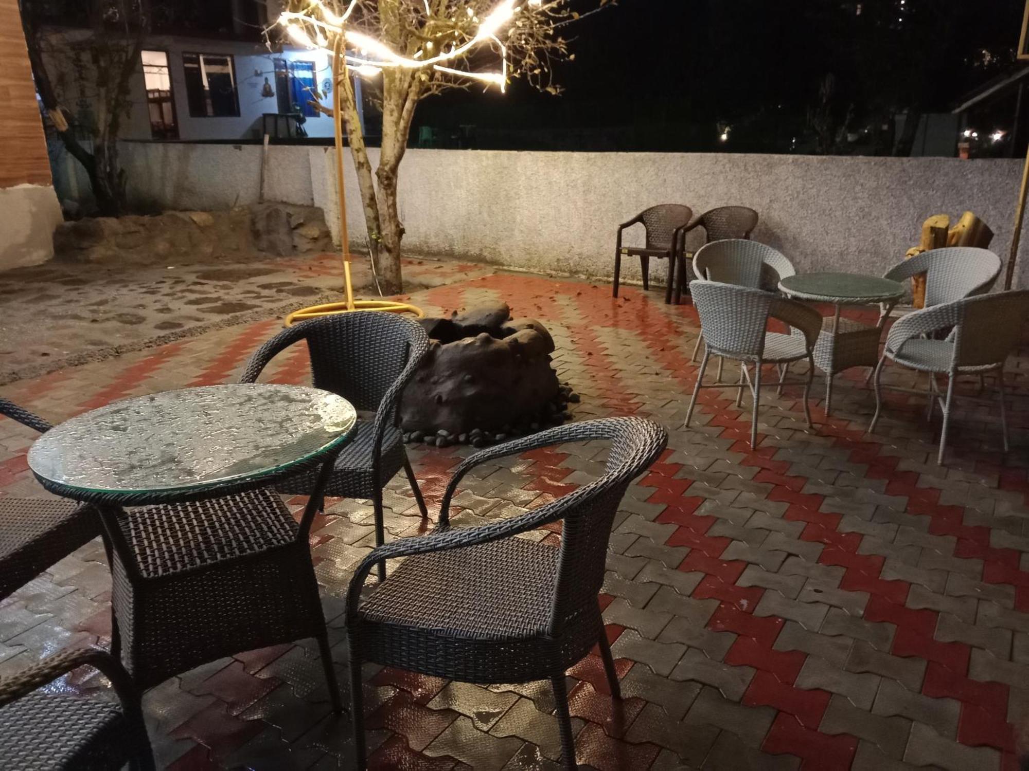 Hotel Apple Flower Manali (Himachal Pradesh) Bagian luar foto