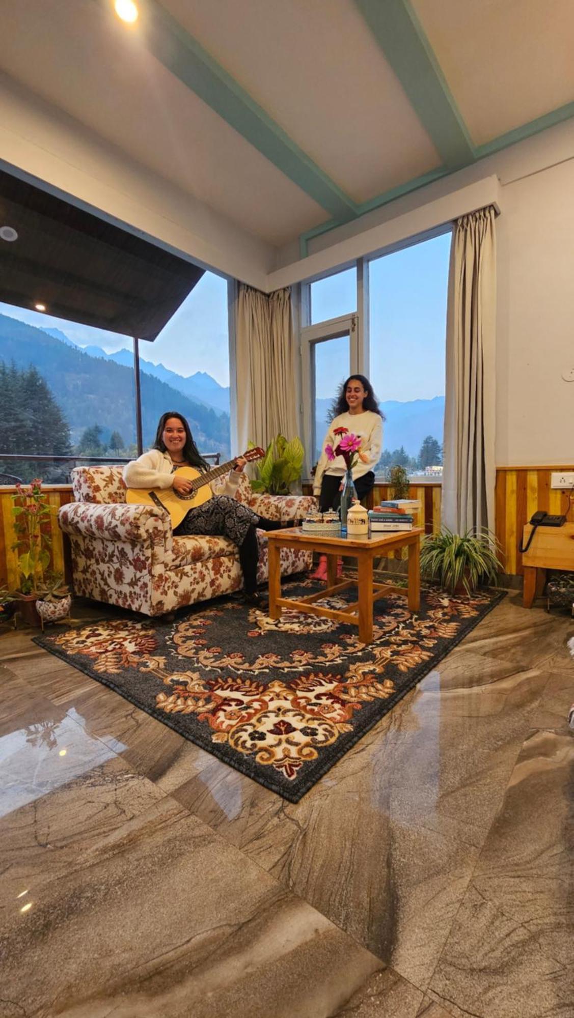 Hotel Apple Flower Manali (Himachal Pradesh) Bagian luar foto